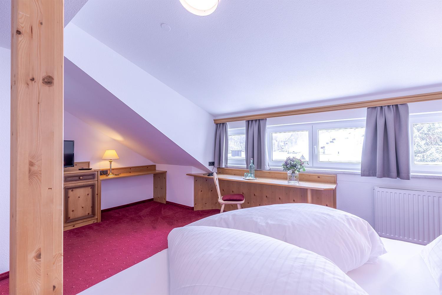 Hotel Sonnenheim Sankt Anton am Arlberg Dış mekan fotoğraf